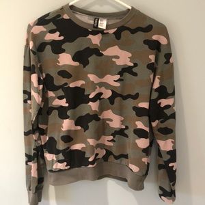 H & M Divided camo sweatshirt